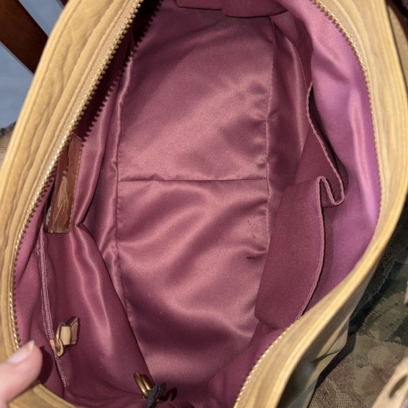 Coach  Madison convertible, shoulder bag  leather  tan  pleated goldtone HW  EUC - Picture 4 of 17